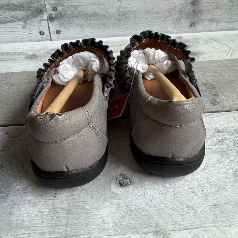 Nina Kids Pewter Metallic Ruffle Mary Jane Memory Foam Dress Shoes 10M